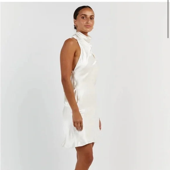 DISSH | Dresses | Dissh Aisle White Satin Backless Mini Dress | Poshmark